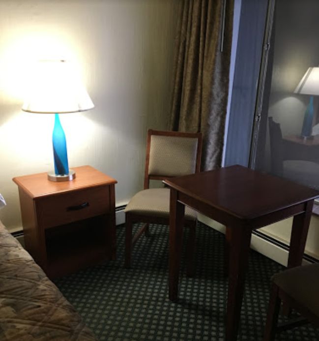 Palms Motel - Web Listing (newer photo)